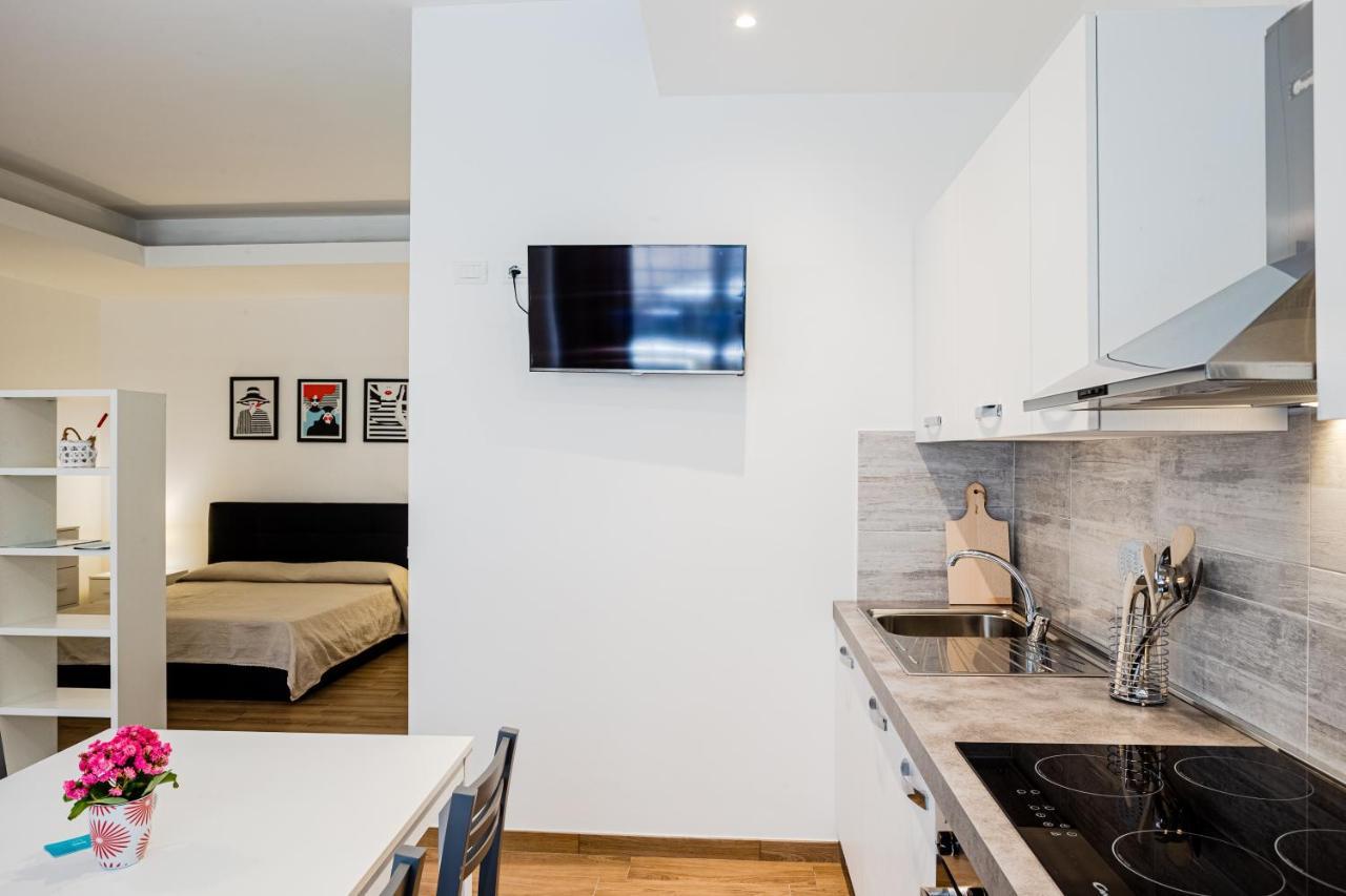 Апартаменти Ichnos Loft 55 Ольбія Екстер'єр фото