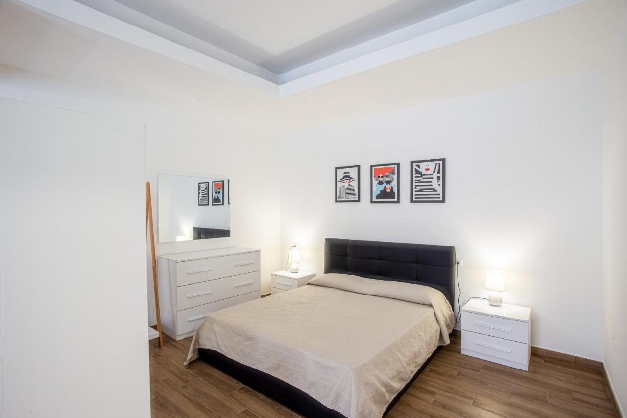 Апартаменти Ichnos Loft 55 Ольбія Екстер'єр фото