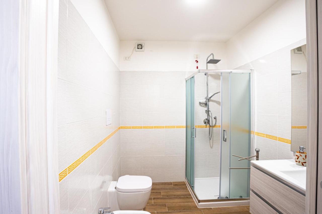 Апартаменти Ichnos Loft 55 Ольбія Екстер'єр фото